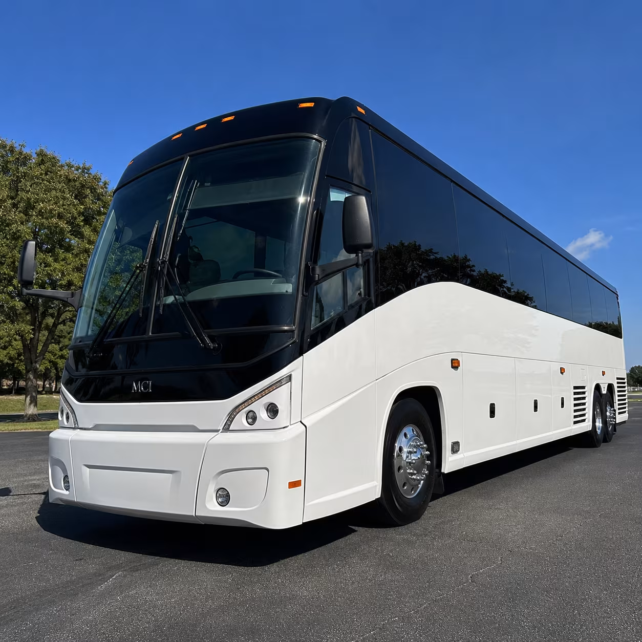 corporate shuttles between bloomington hotels and the minneapolis convention center