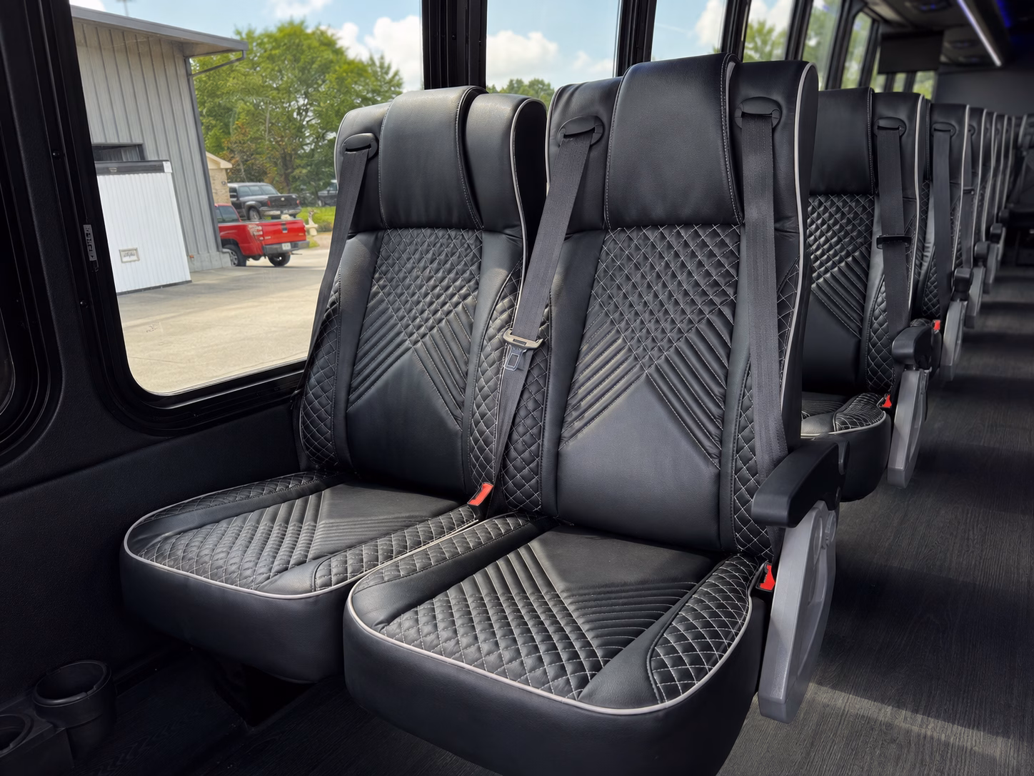 how your starting location affects charter bus rates in bloomington minnesota